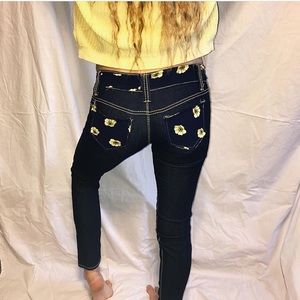 Custom Stitch Lined Poppy Pocket Jeans